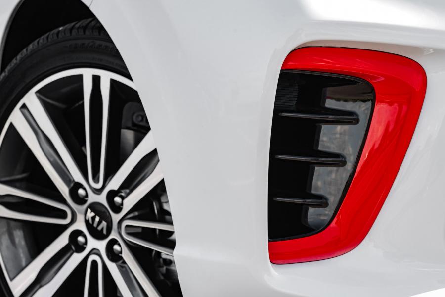 Детали экстерьера Kia Picanto GT (JA) 2019 года  (AU) (фото 2 из 11)